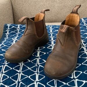 Blundstone 565 Chelsea boots Size AU/UK 10 (US 11-11.5)